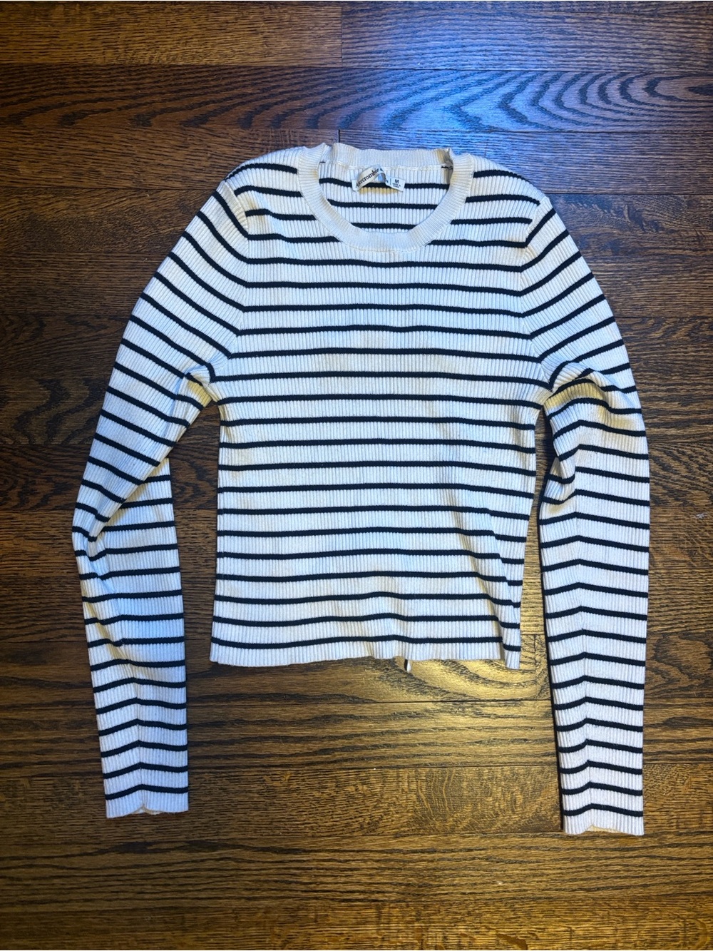 Abercrombie & Fitch Ribbed Backless Sweater - Picture 2 of 5